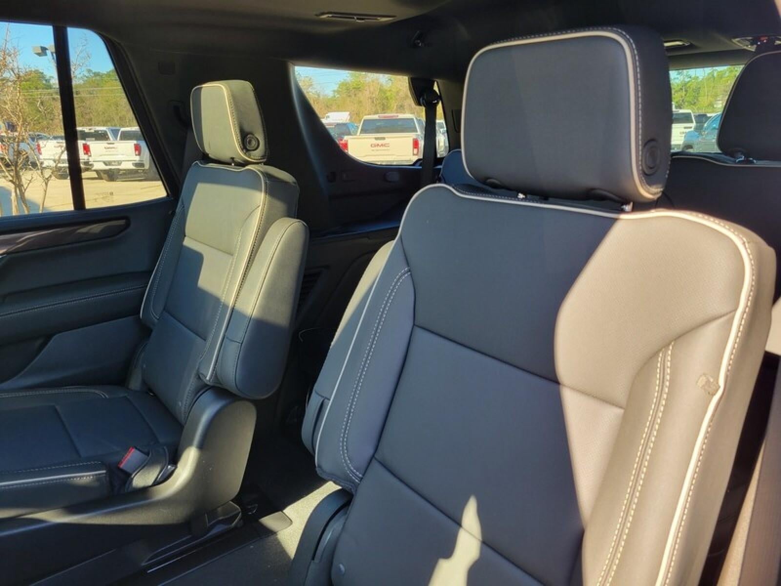 2026 GMC Yukon 2WD 4dr Elevation