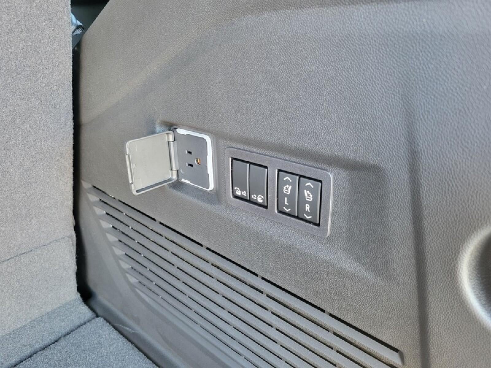 2026 GMC Yukon 2WD 4dr Elevation