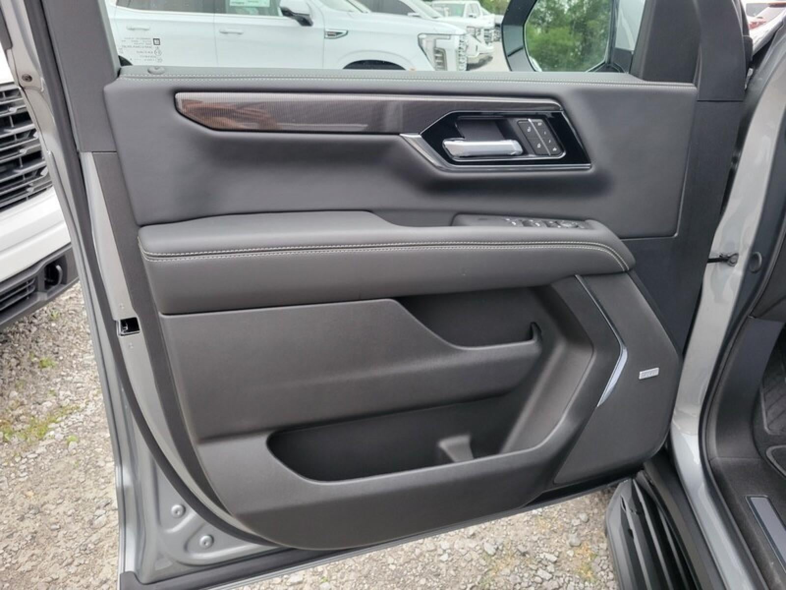 2026 GMC Yukon 2WD 4dr Elevation