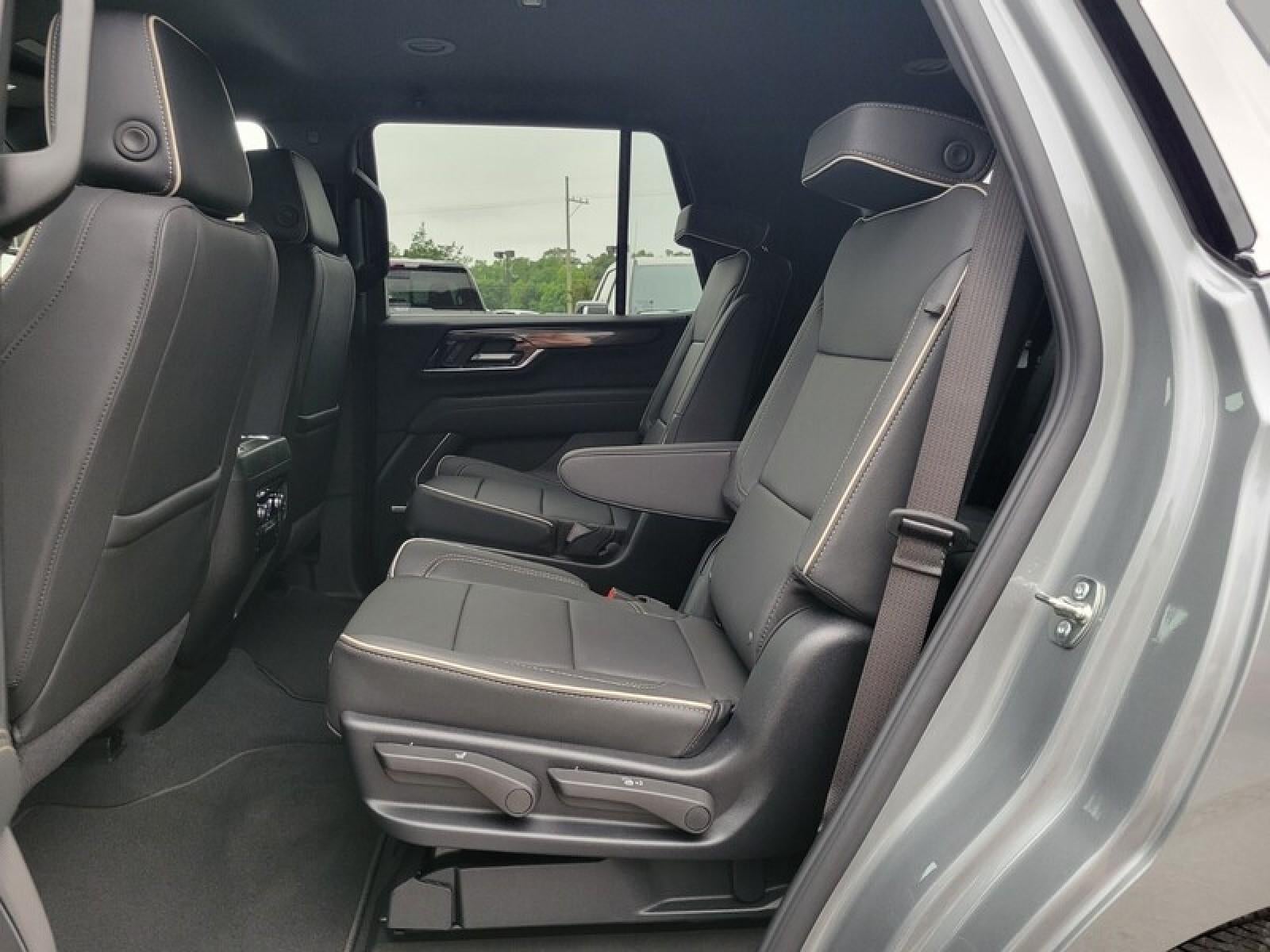 2026 GMC Yukon 2WD 4dr Elevation