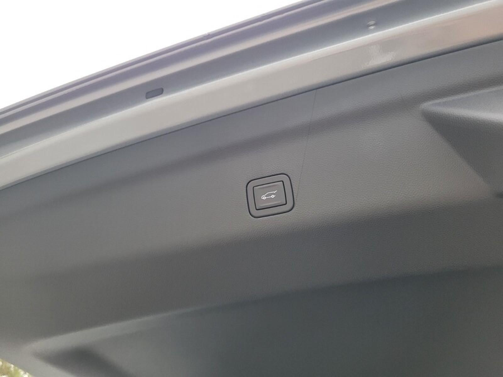 2026 GMC Yukon 2WD 4dr Elevation