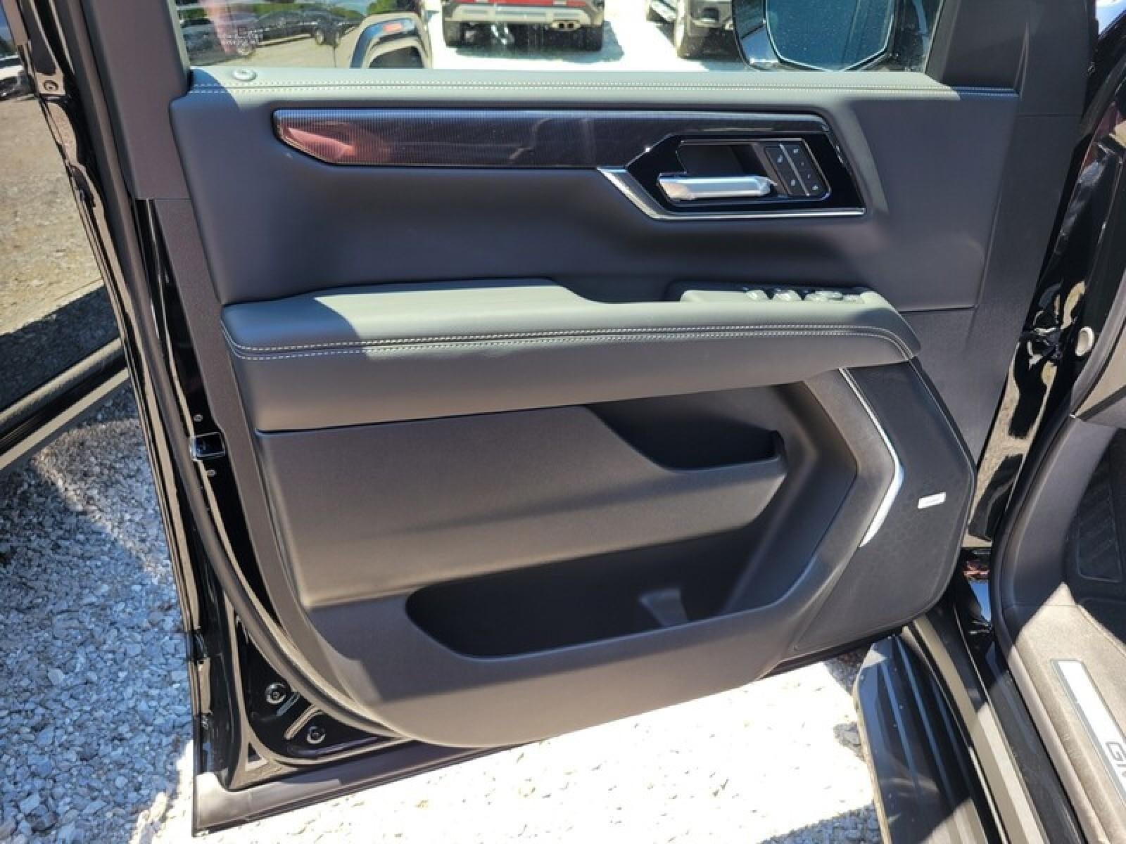 2026 GMC Yukon 2WD 4dr Elevation