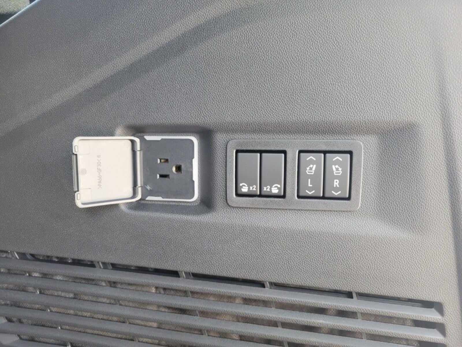 2026 GMC Yukon 2WD 4dr Elevation