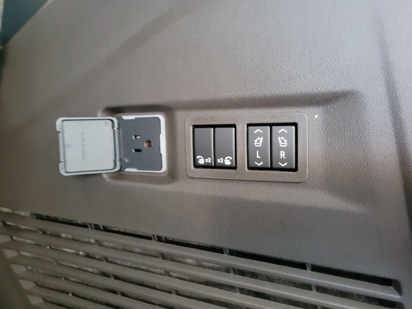 2026 GMC Yukon 2WD 4dr Elevation