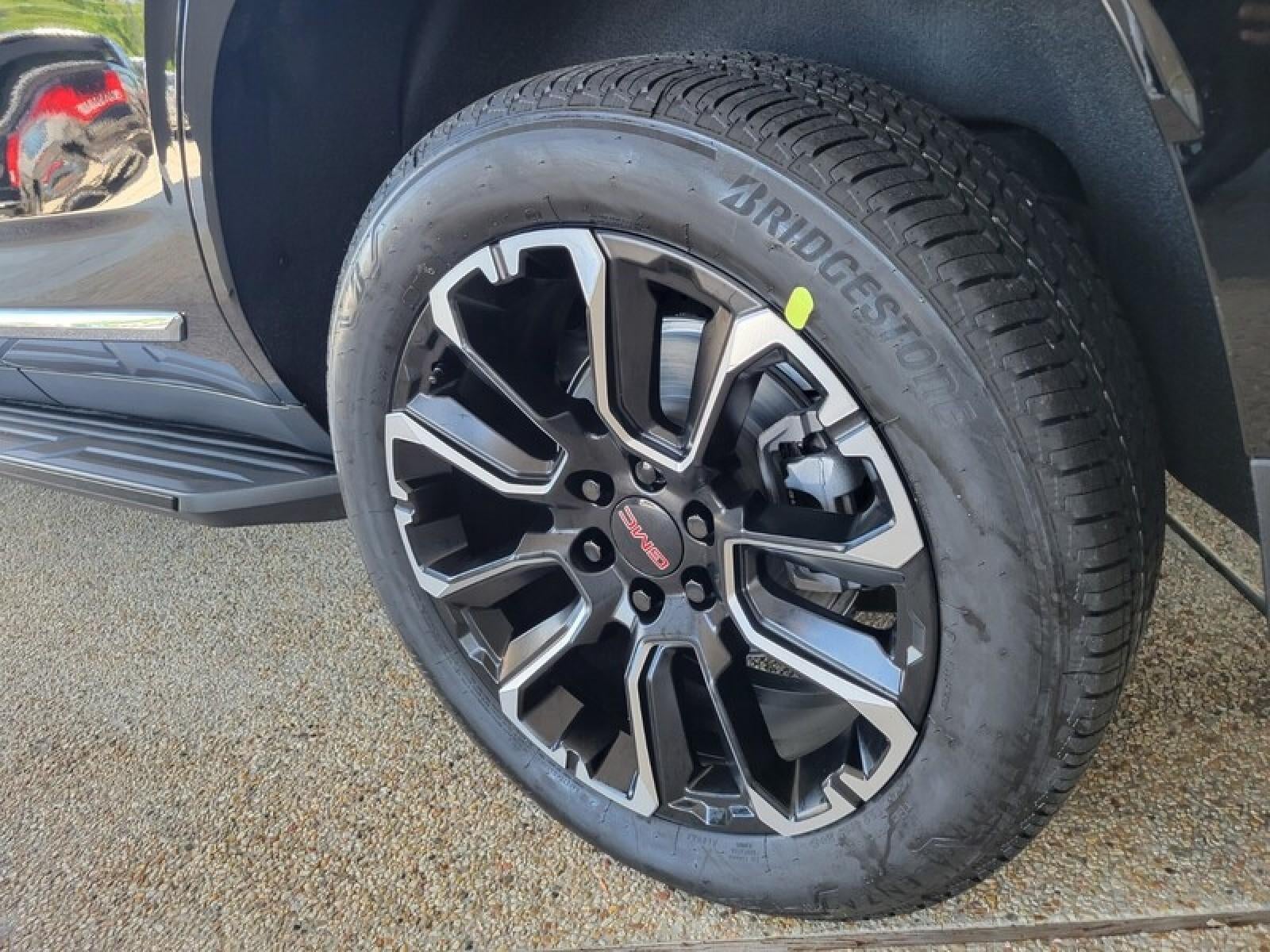 2026 GMC Yukon 2WD 4dr Elevation