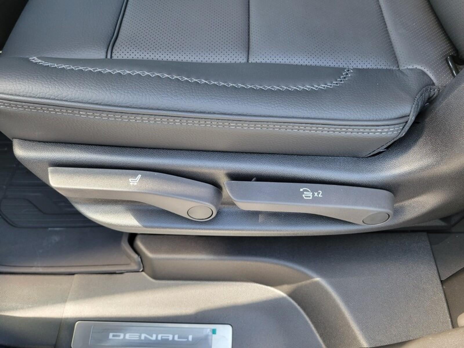 2026 GMC Yukon 2WD 4dr Denali