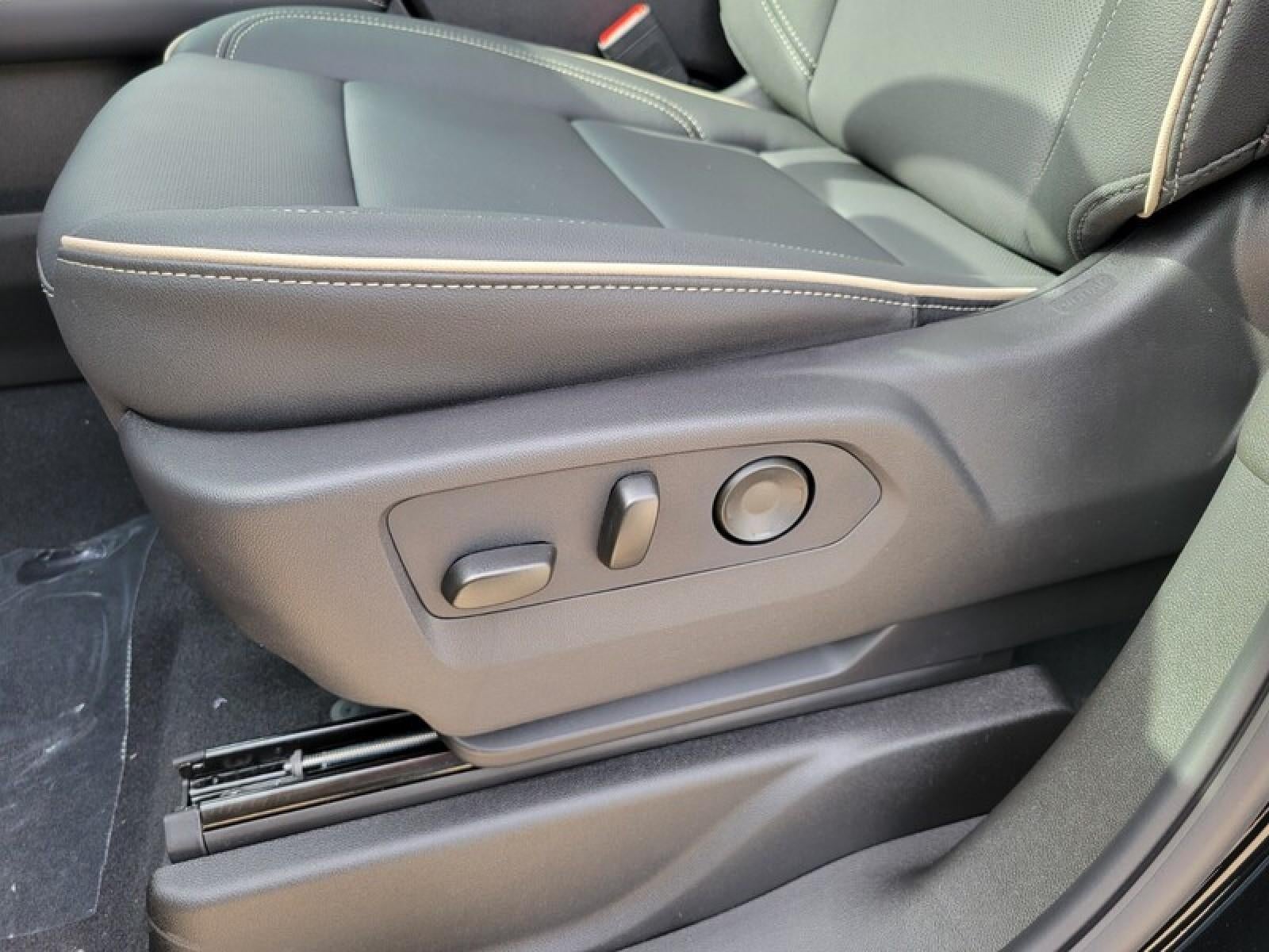 2026 GMC Yukon XL 2WD 4dr Elevation