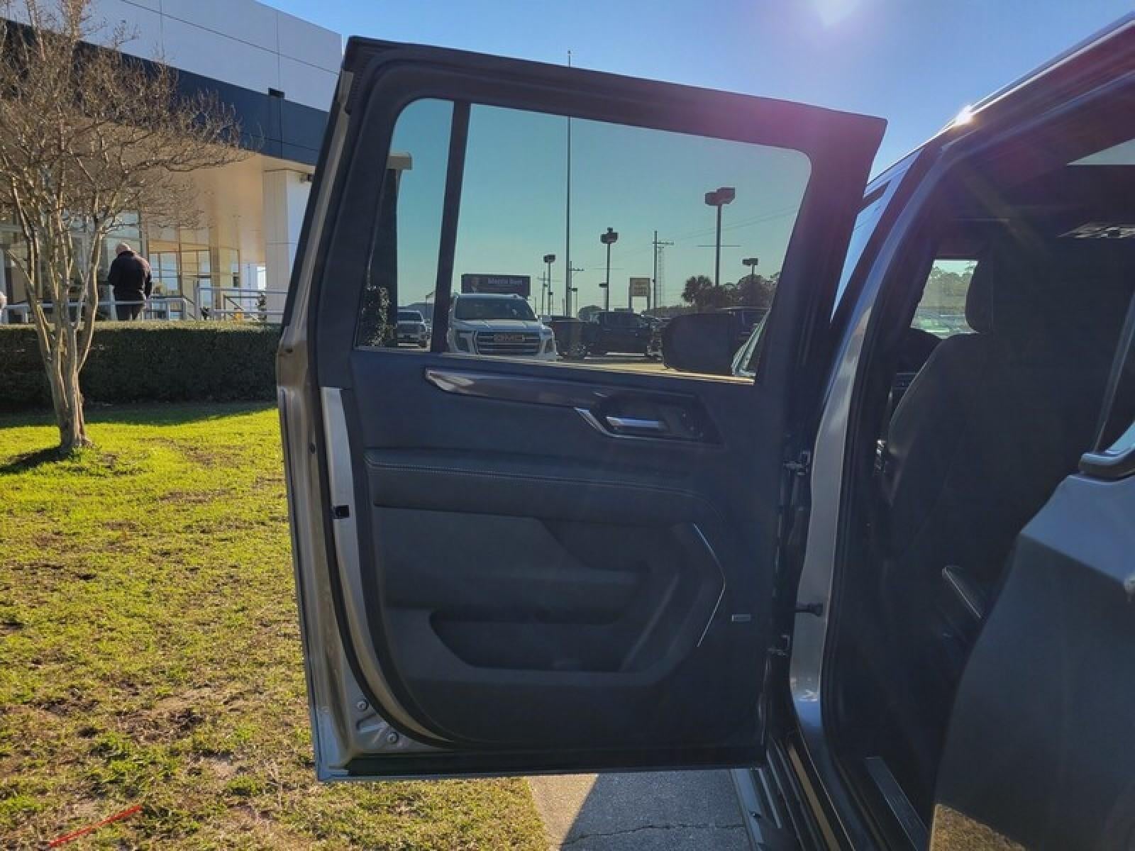 2026 GMC Yukon XL 2WD 4dr Elevation