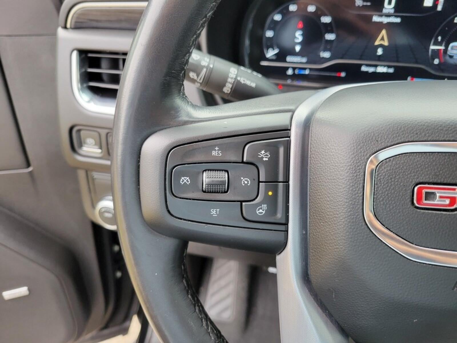 2022 GMC Yukon XL SLT