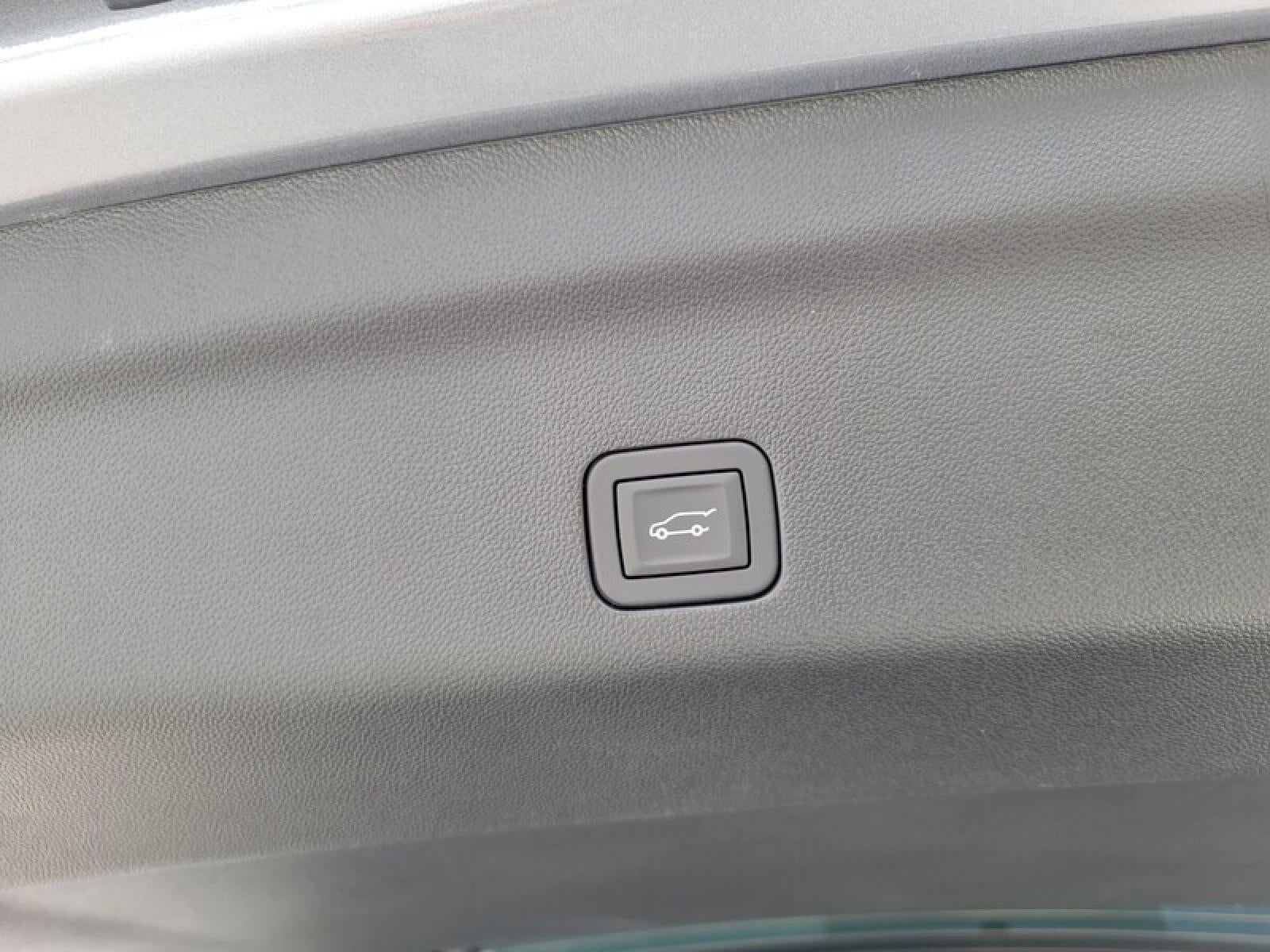 2026 GMC Yukon XL 2WD 4dr Elevation