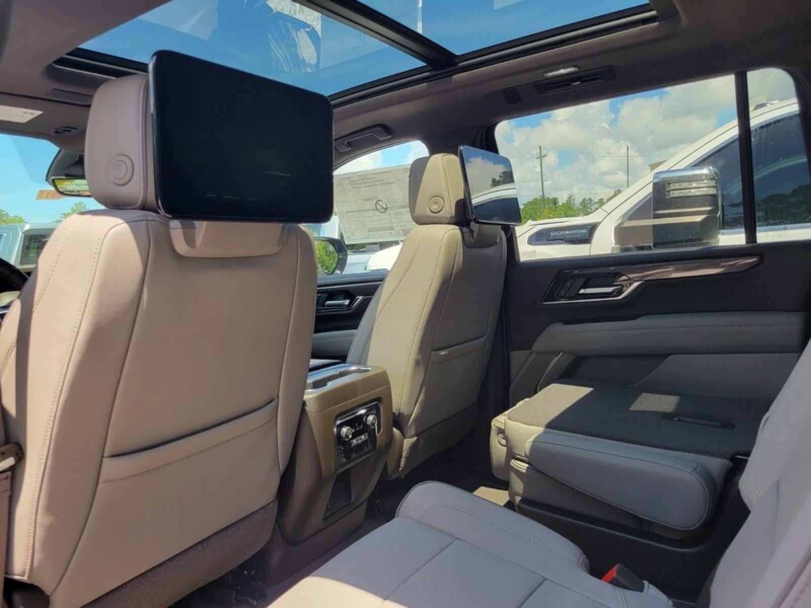 2026 GMC Yukon XL 2WD 4dr Elevation