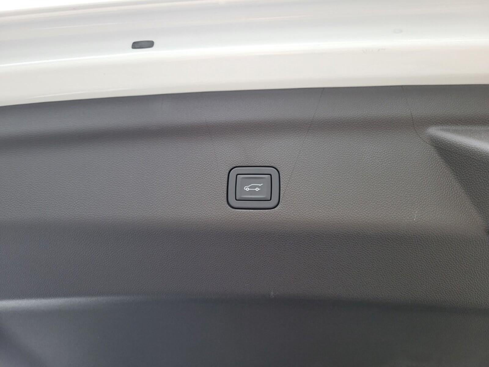 2026 GMC Yukon XL 2WD 4dr Elevation