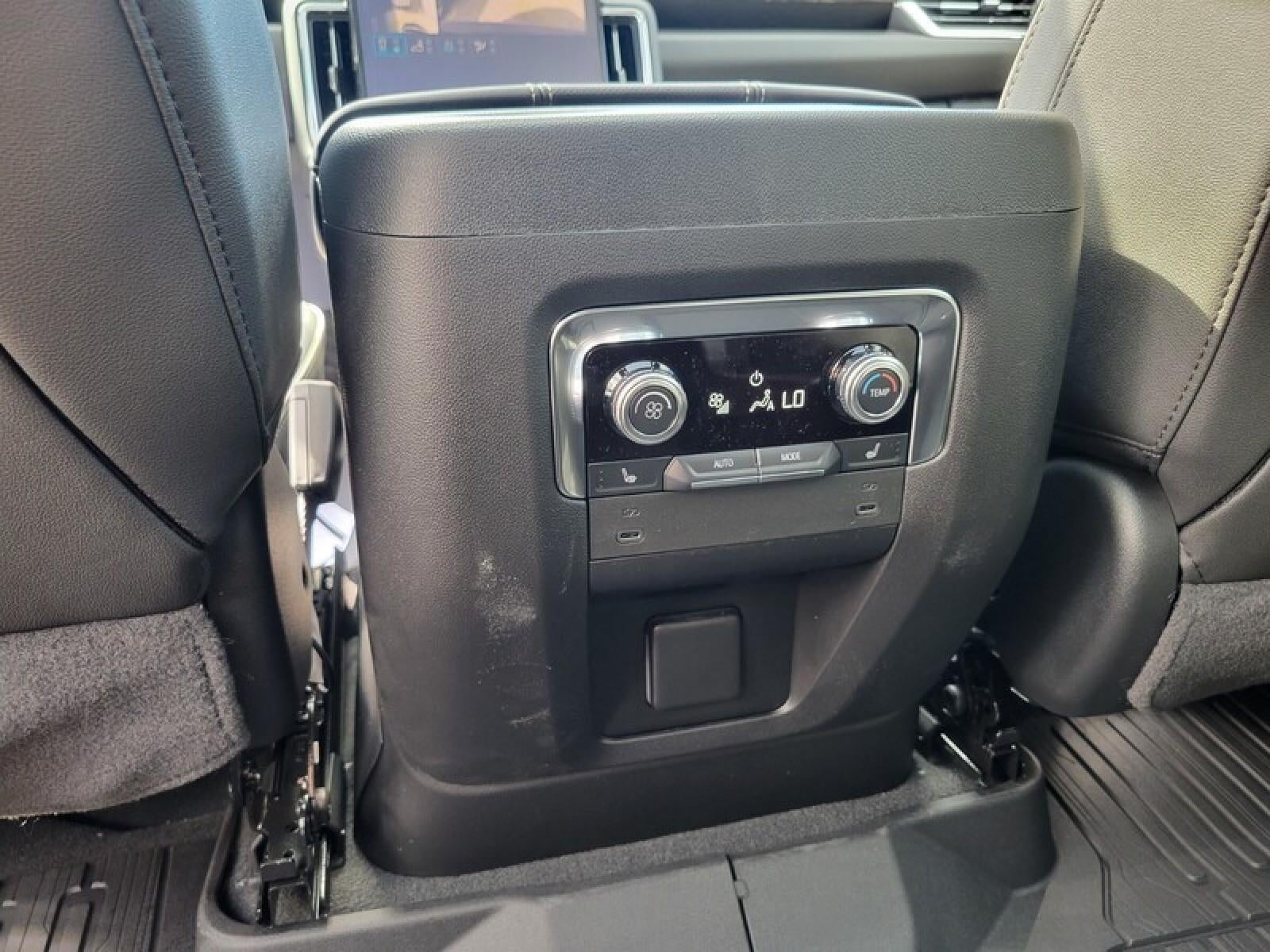 2027 GMC Yukon XL 2WD 4dr Elevation