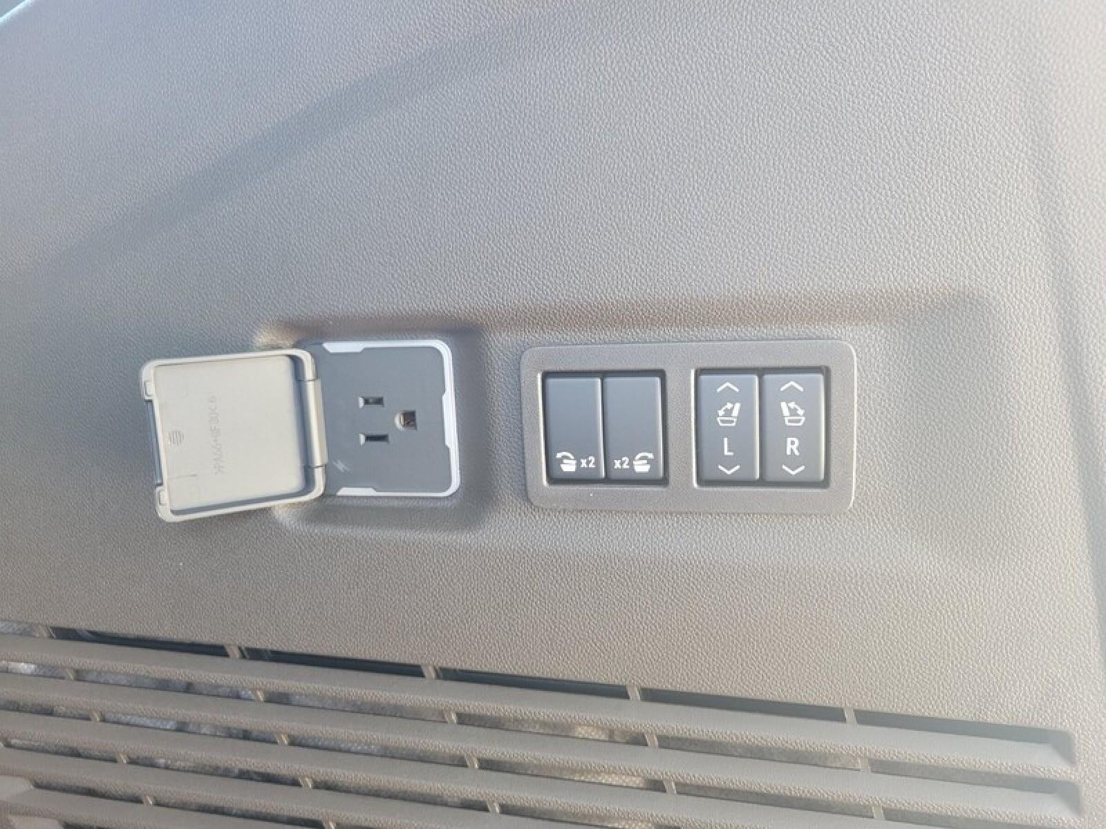 2027 GMC Yukon XL 2WD 4dr Elevation