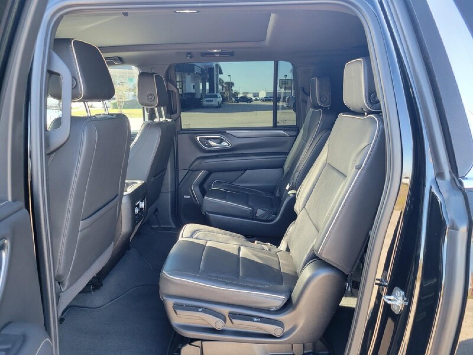 2024 GMC Yukon XL SLT