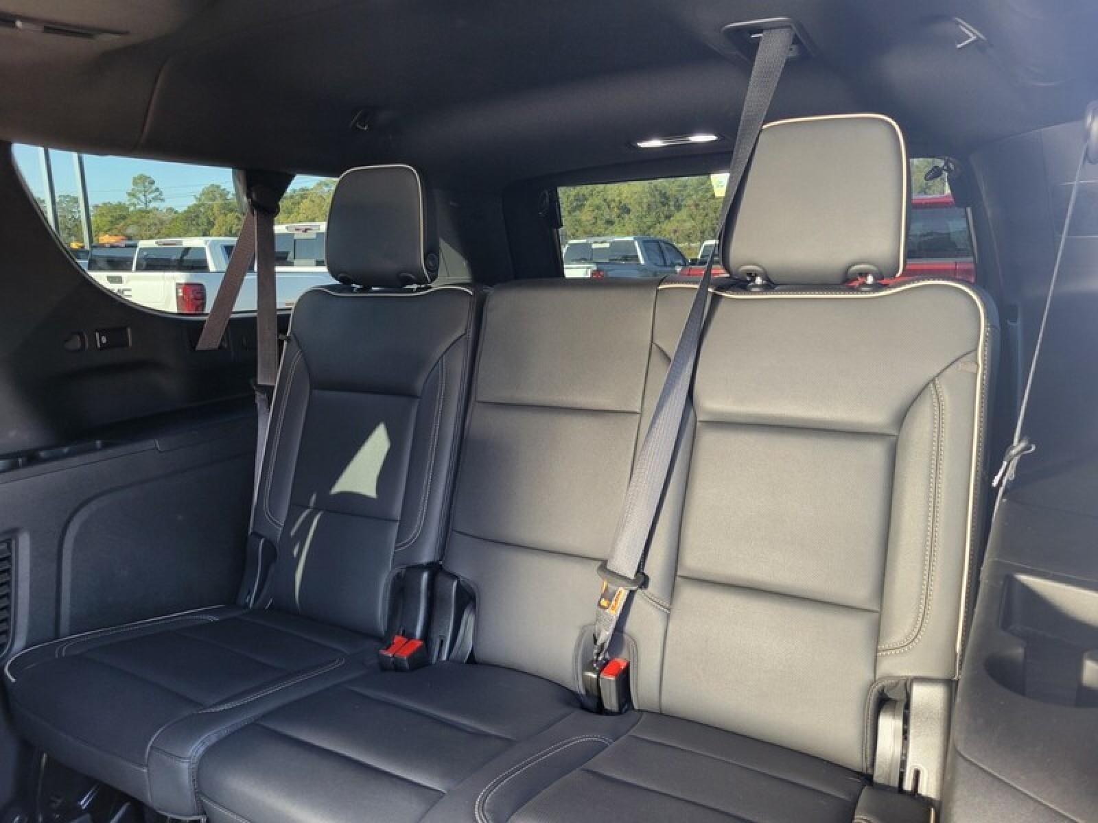 2024 GMC Yukon XL SLT