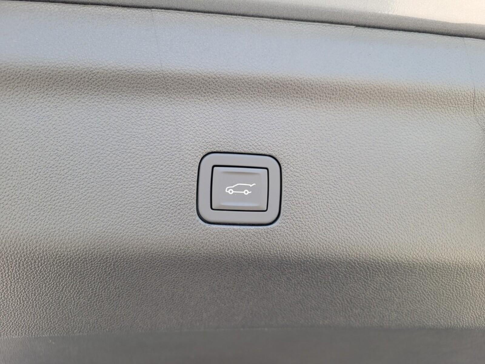 2026 GMC Yukon XL 2WD 4dr Denali