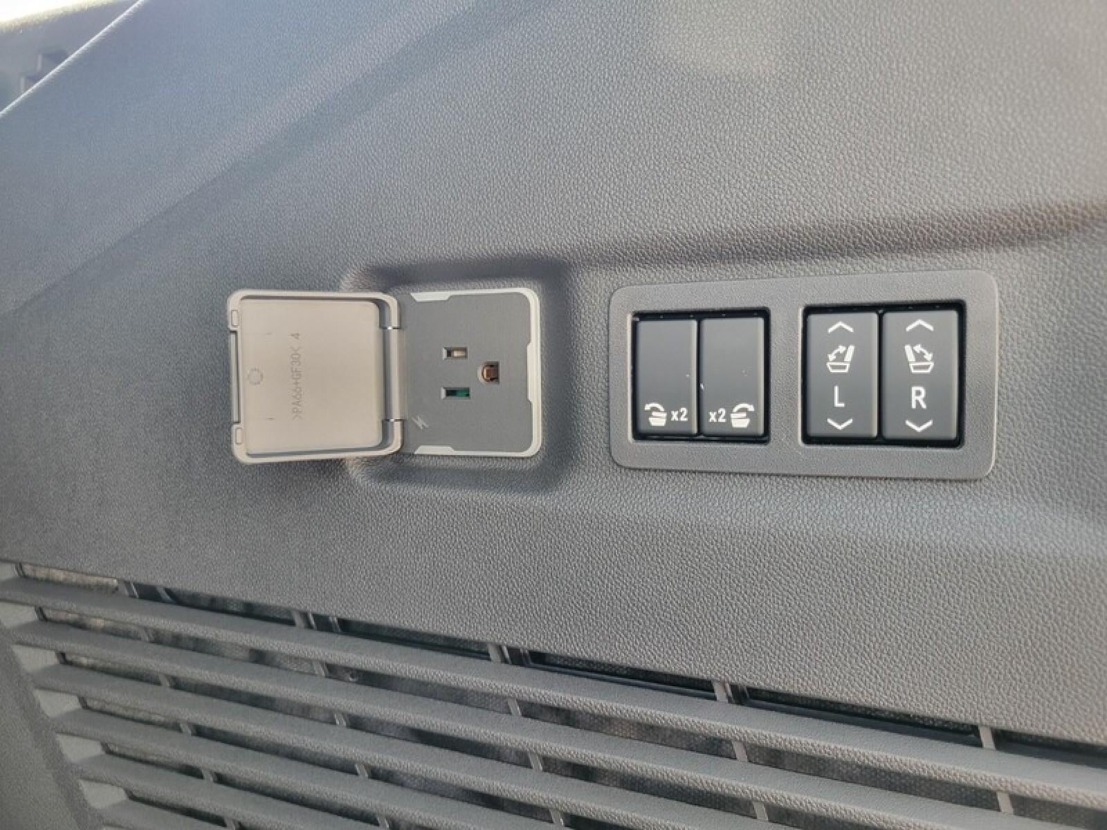 2026 GMC Yukon XL 2WD 4dr Denali