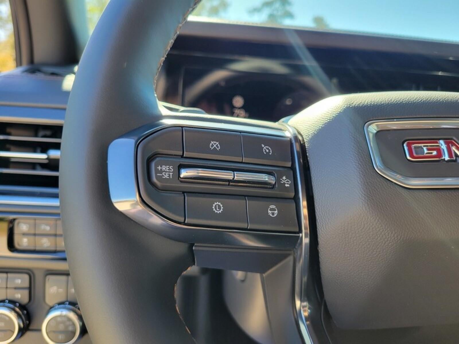 2026 GMC Yukon 4WD 4dr AT4