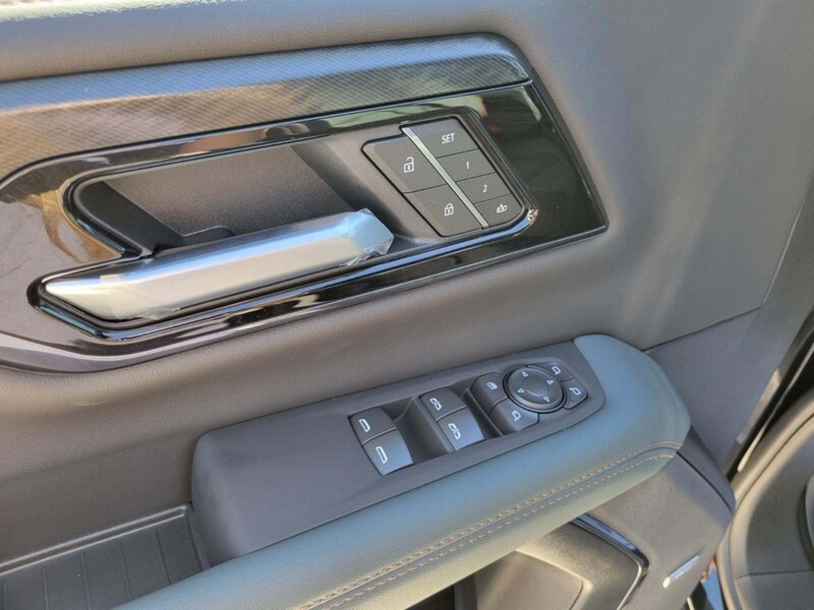 2026 GMC Yukon 4WD 4dr AT4