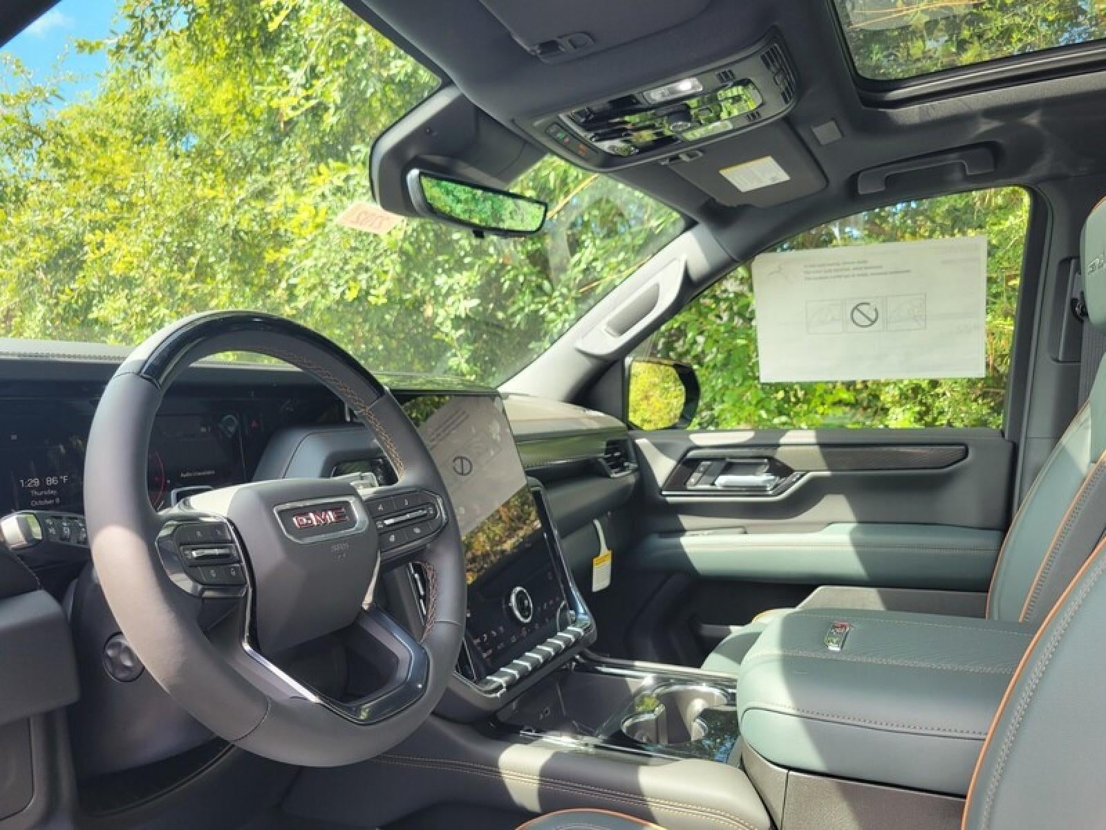 2027 GMC Yukon 4WD 4dr AT4