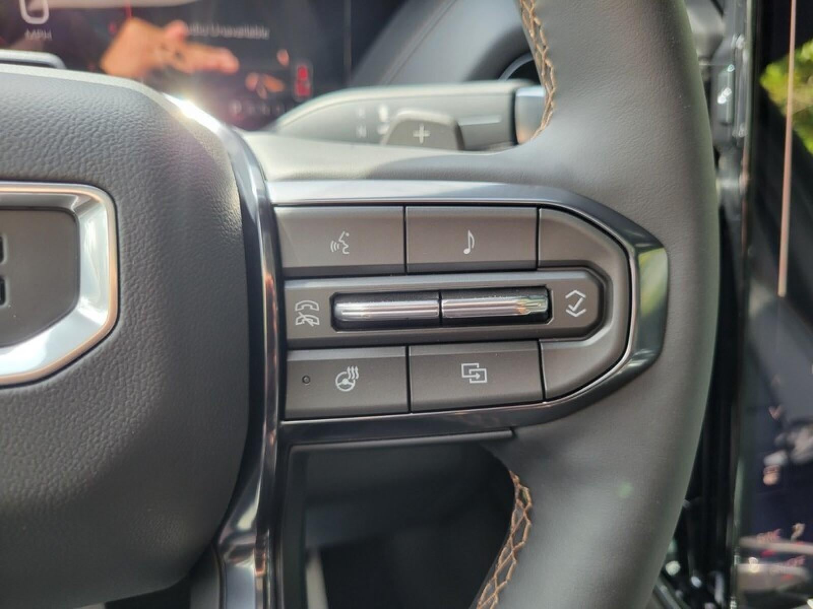 2027 GMC Yukon 4WD 4dr AT4