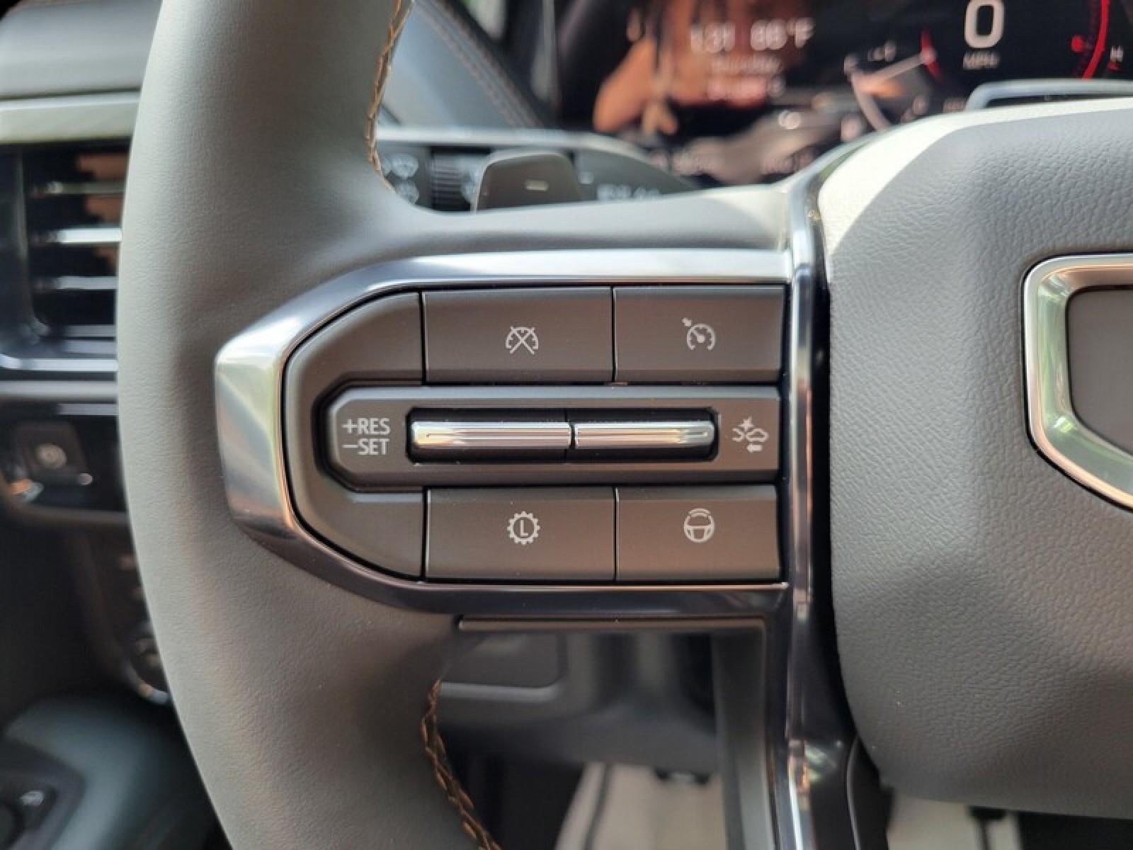 2027 GMC Yukon 4WD 4dr AT4