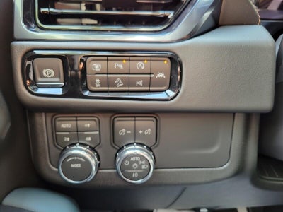 2027 GMC Yukon 4WD 4dr AT4