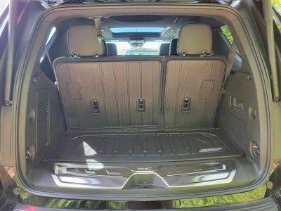 2027 GMC Yukon 4WD 4dr AT4