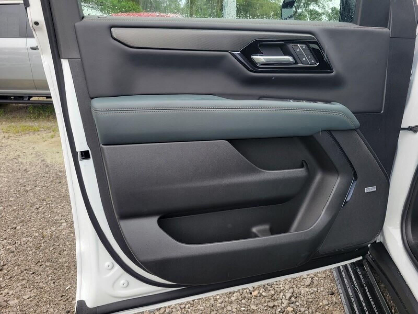 2026 GMC Yukon 4WD 4dr AT4