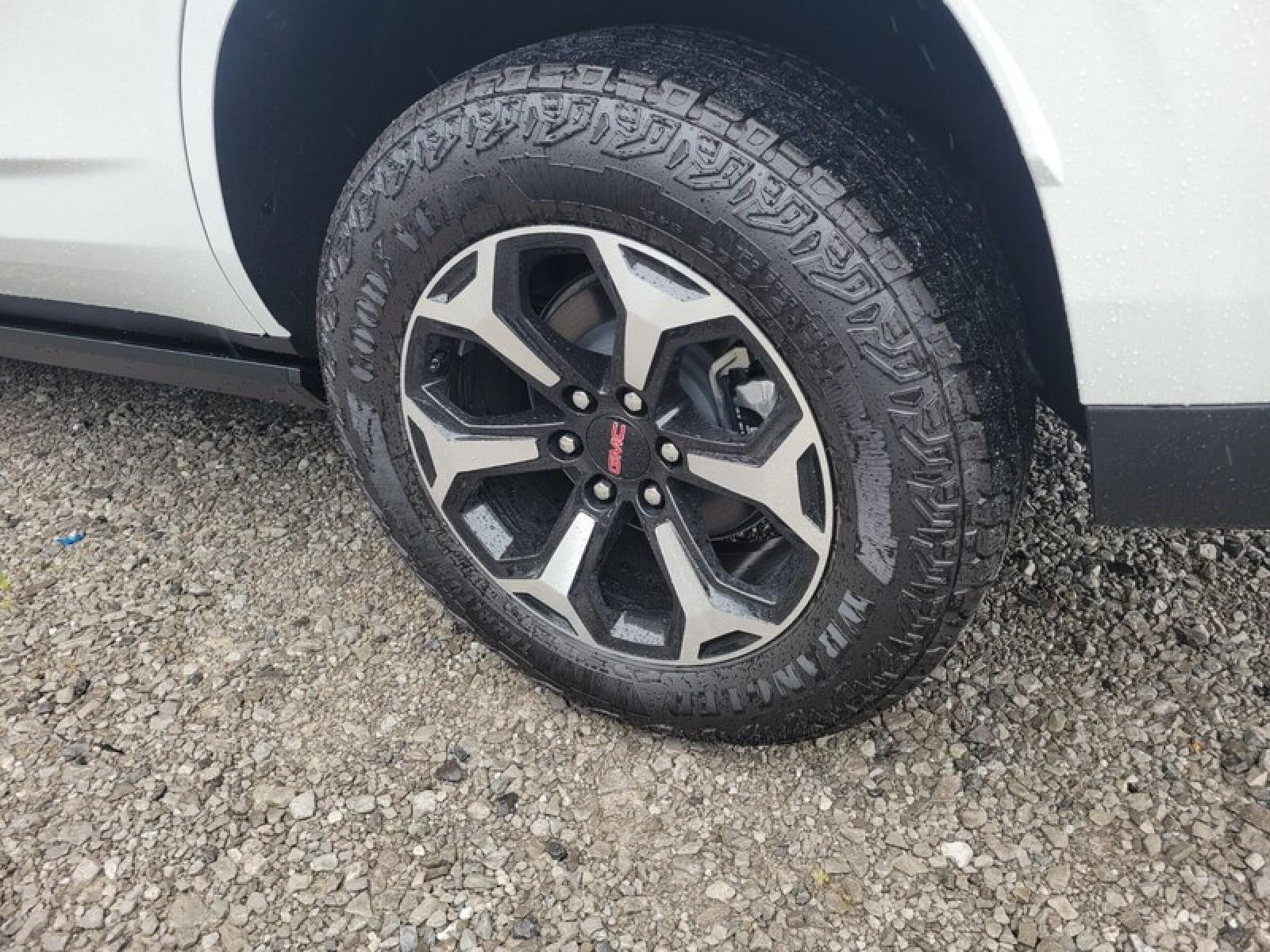 2026 GMC Yukon 4WD 4dr AT4