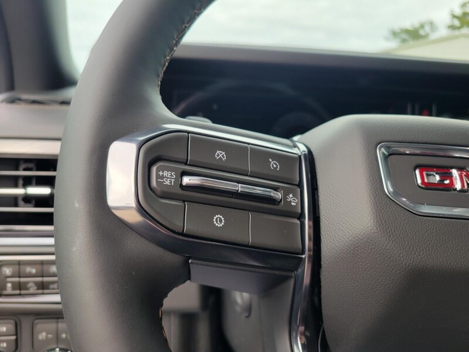 2026 GMC Yukon 4WD 4dr AT4