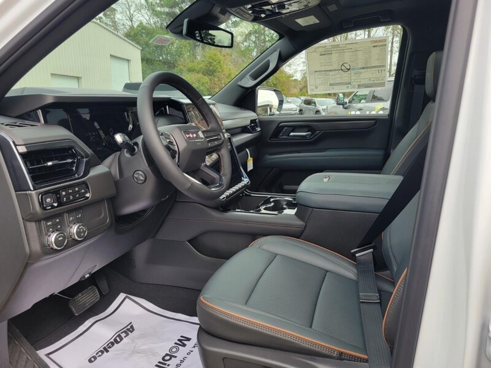 2026 GMC Yukon 4WD 4dr AT4