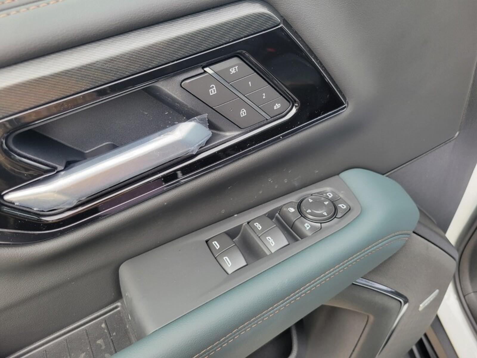 2026 GMC Yukon 4WD 4dr AT4