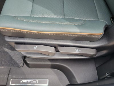 2026 GMC Yukon 4WD 4dr AT4