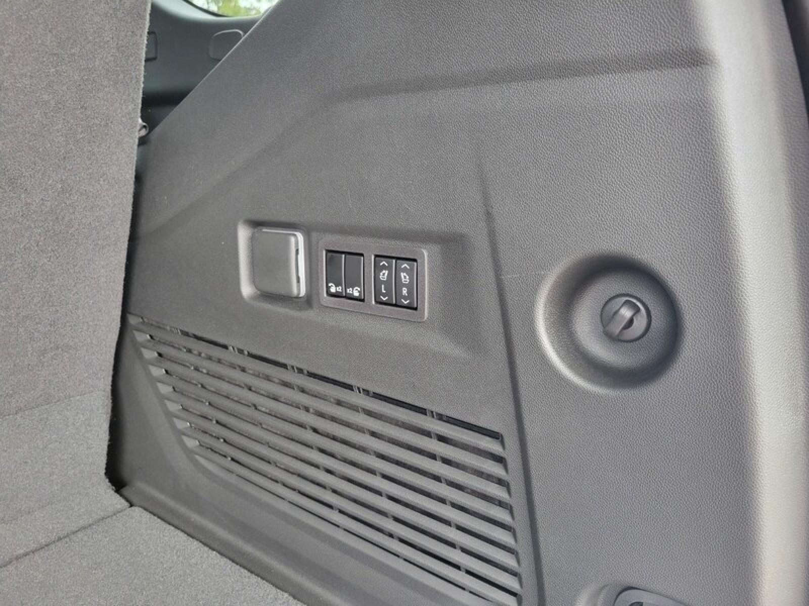 2026 GMC Yukon 4WD 4dr AT4