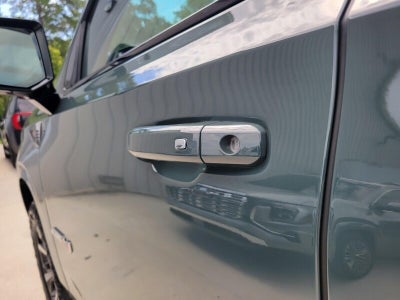 2026 GMC Yukon 4WD 4dr AT4