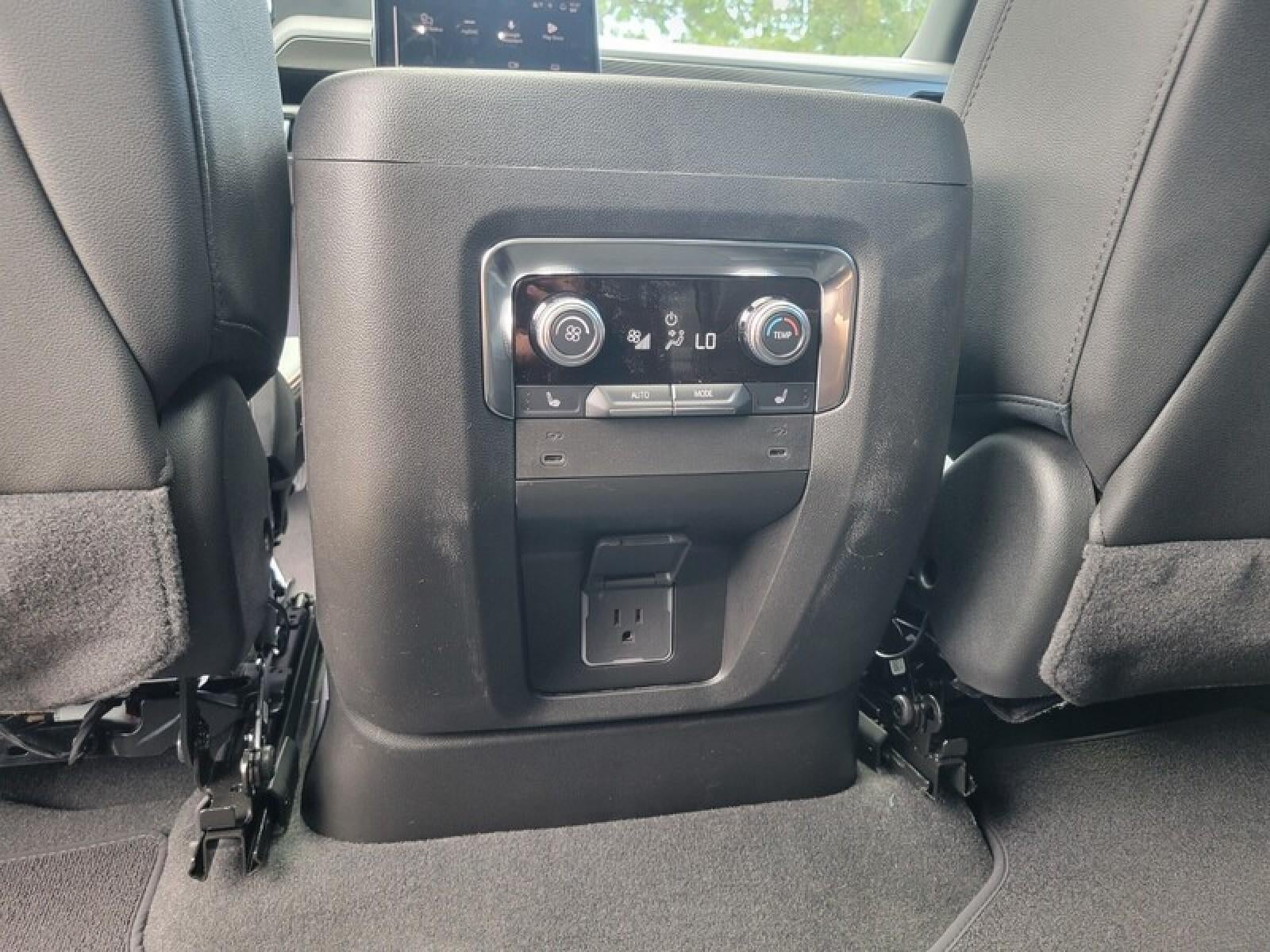 2026 GMC Yukon 4WD 4dr AT4