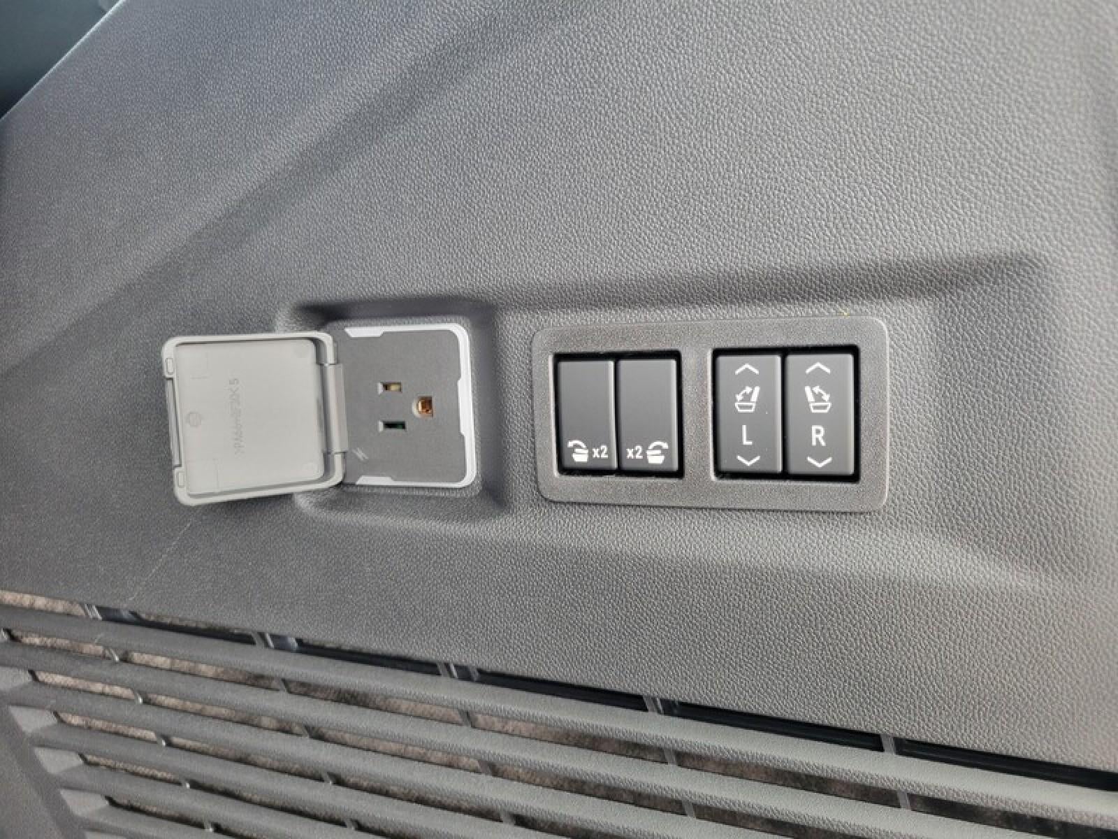 2026 GMC Yukon 4WD 4dr AT4