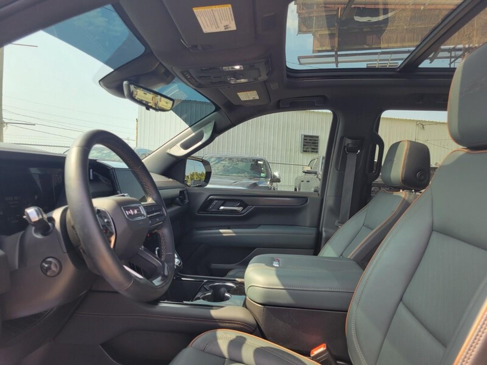 2025 GMC Yukon AT4