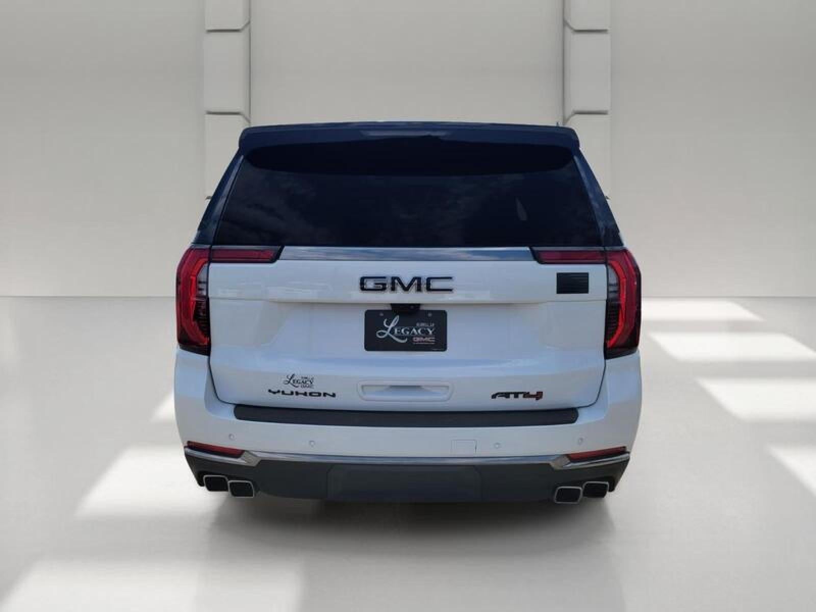 2025 GMC Yukon AT4