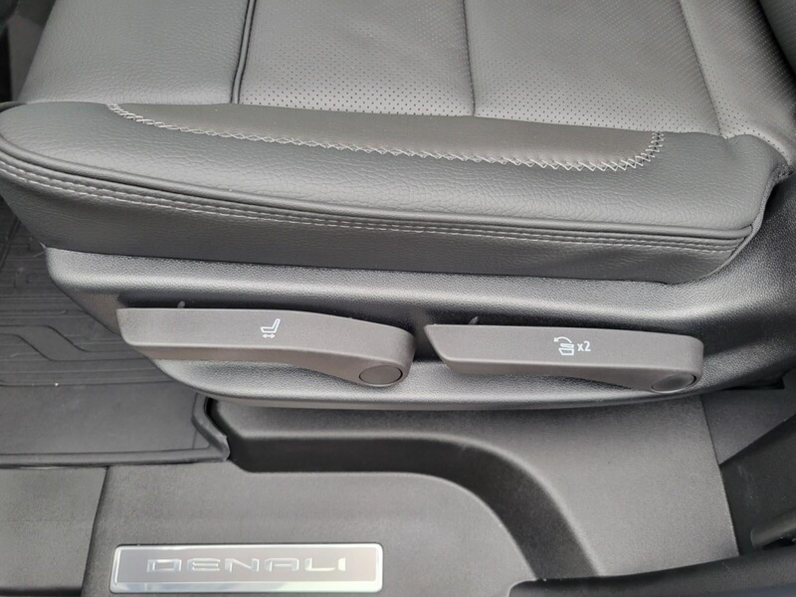 2026 GMC Yukon 4WD 4dr Denali