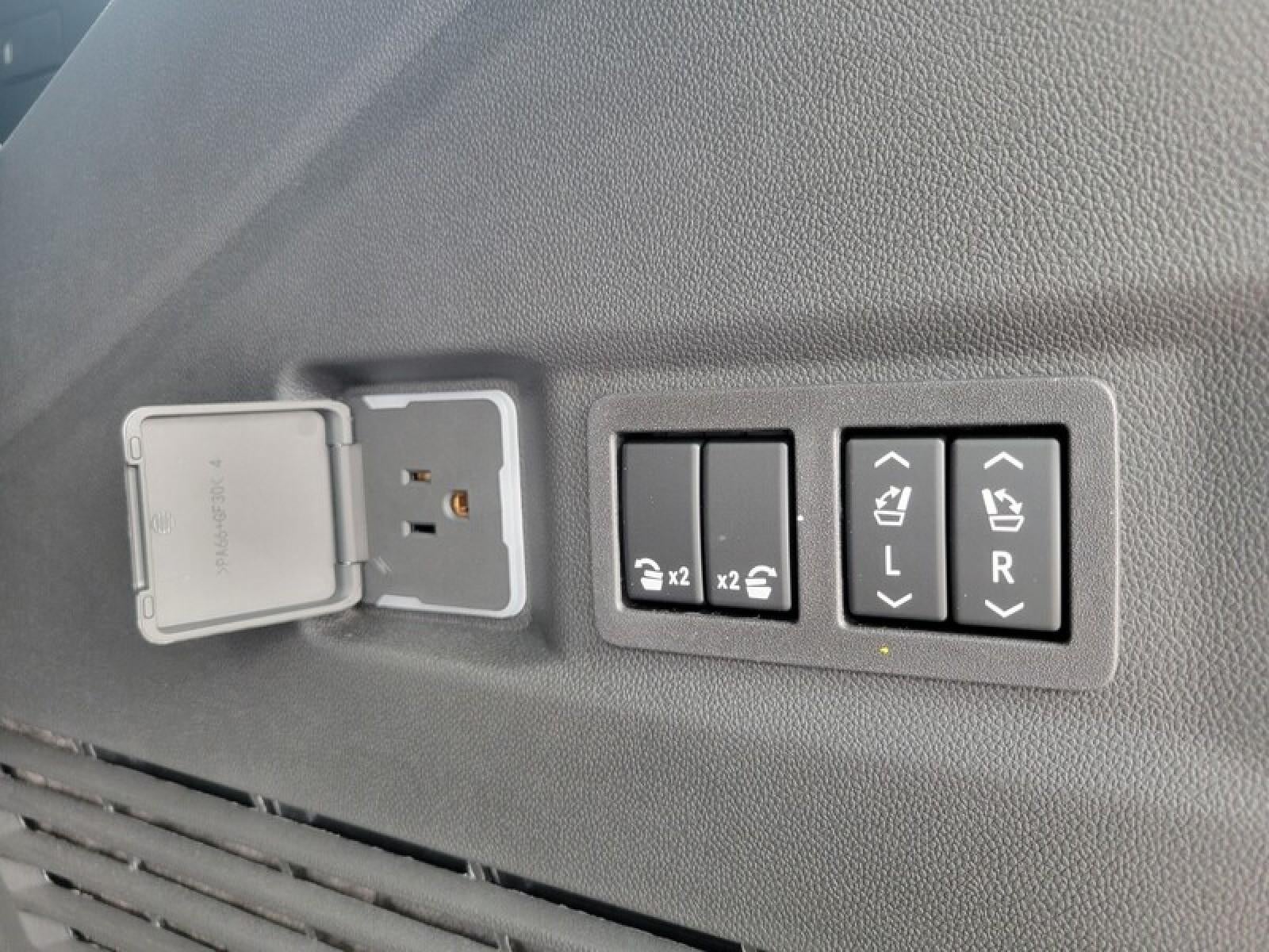2026 GMC Yukon 4WD 4dr Denali Ultimate