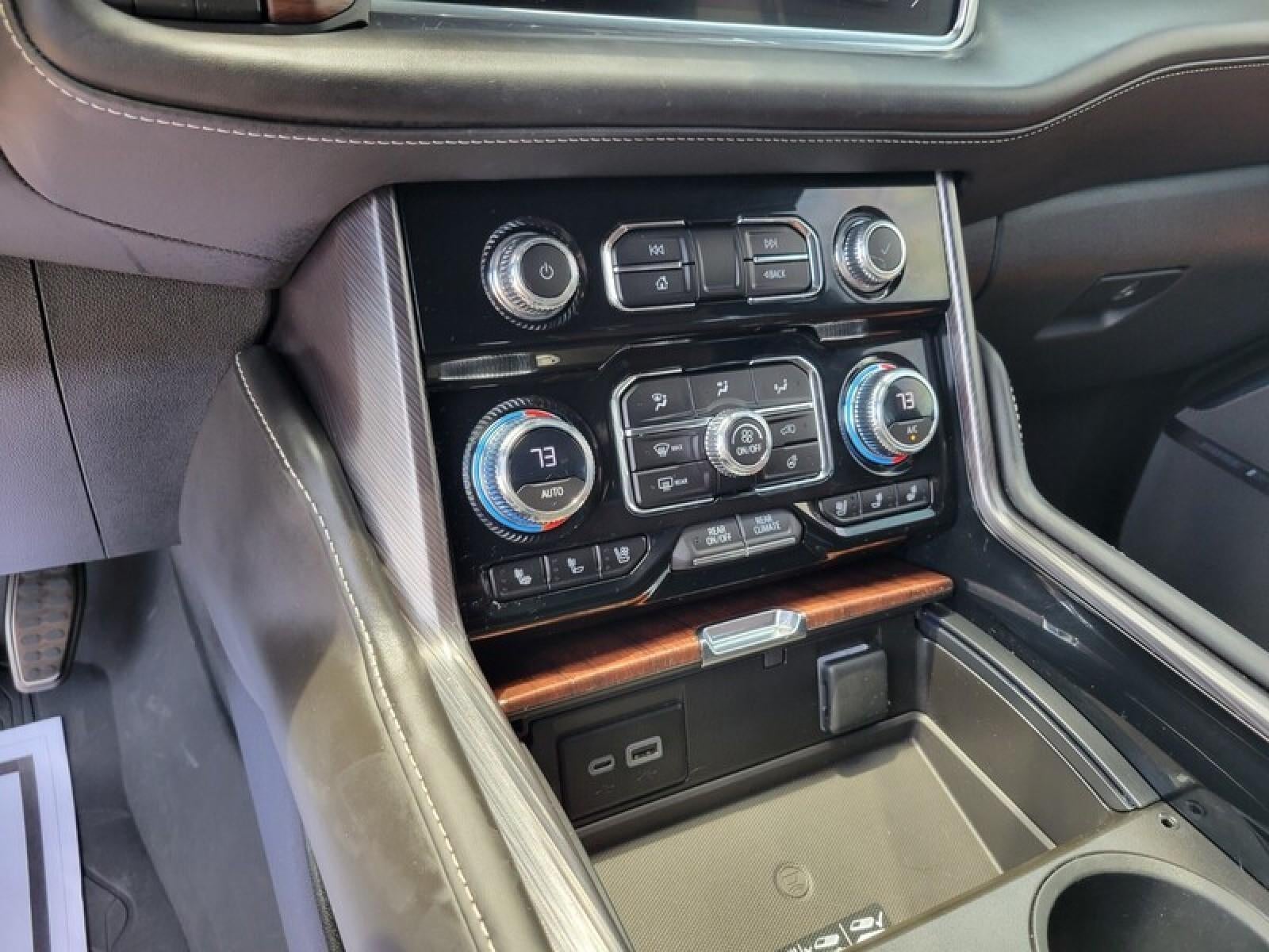 2023 GMC Yukon Denali Ultimate