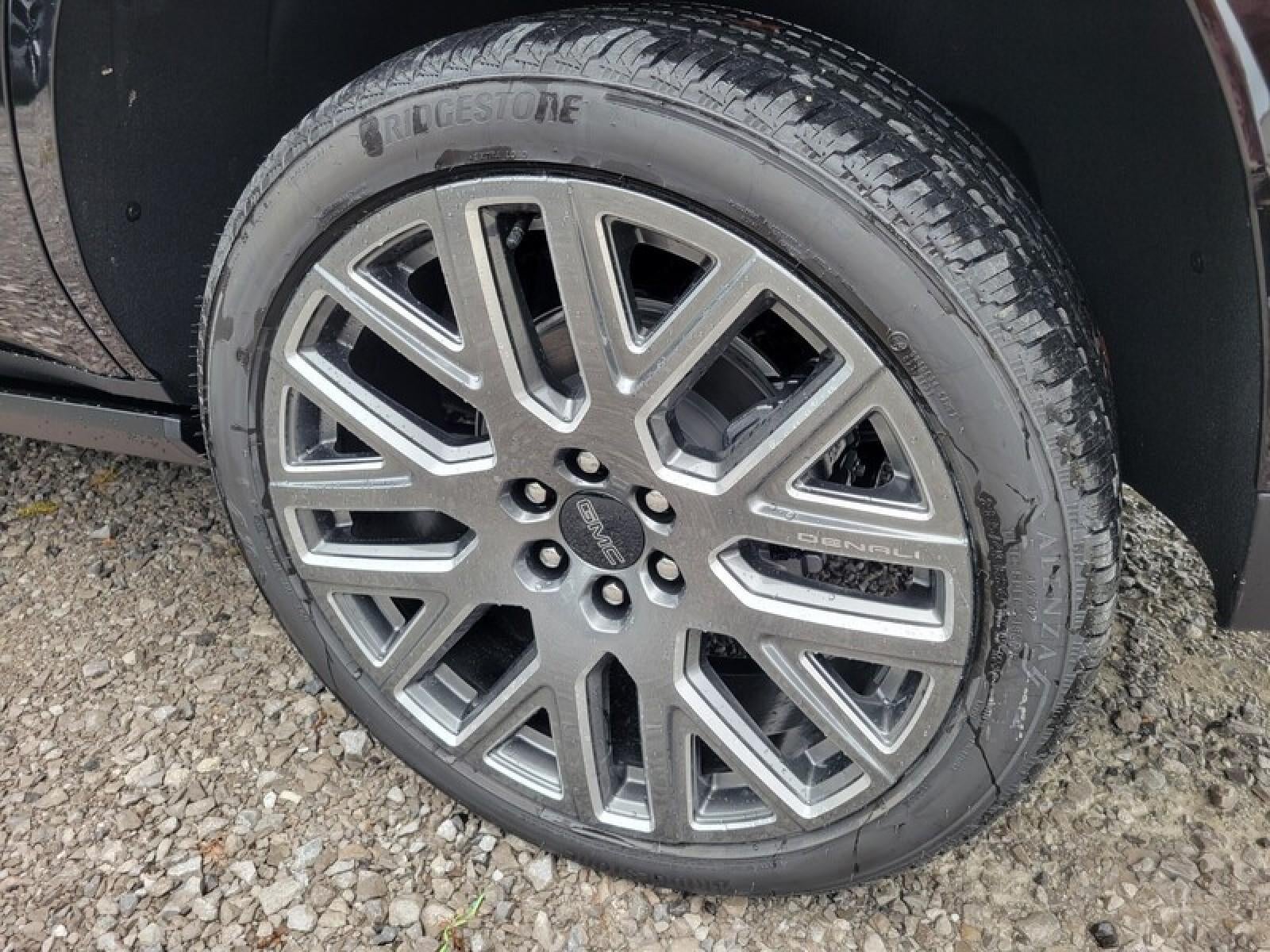 2026 GMC Yukon 4WD 4dr Denali Ultimate