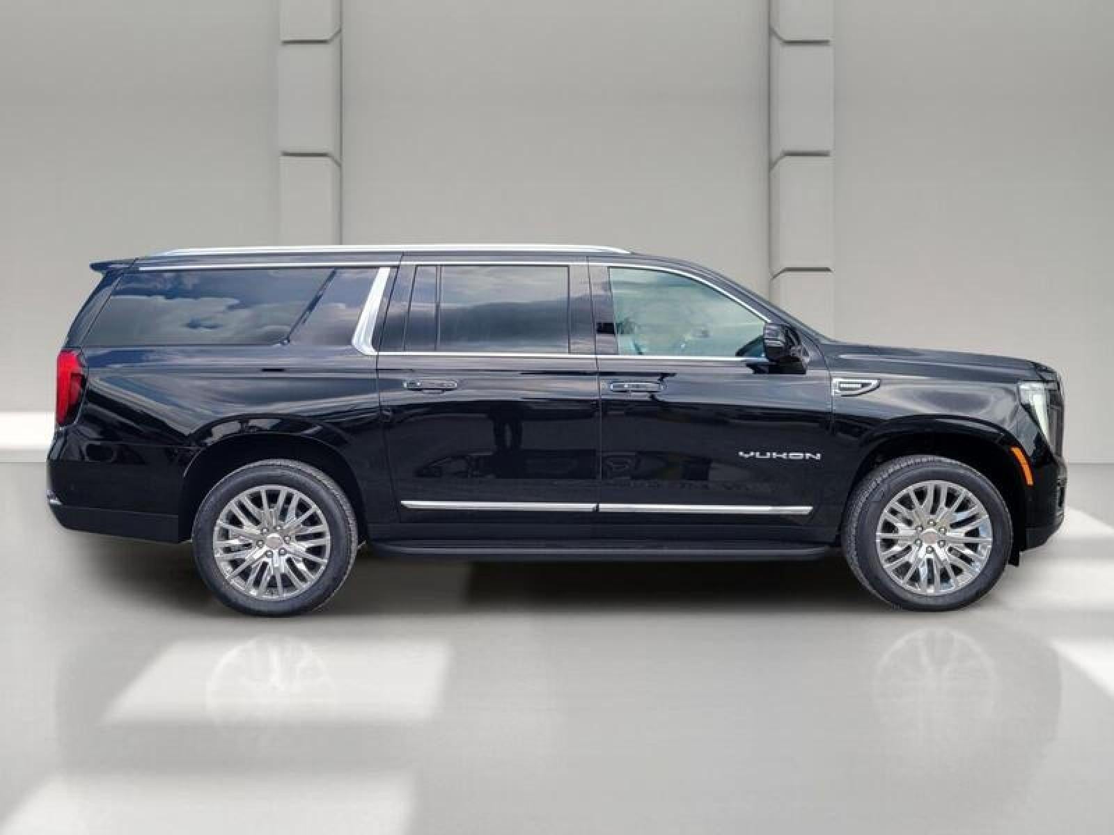 2027 GMC Yukon XL 4WD 4dr Elevation
