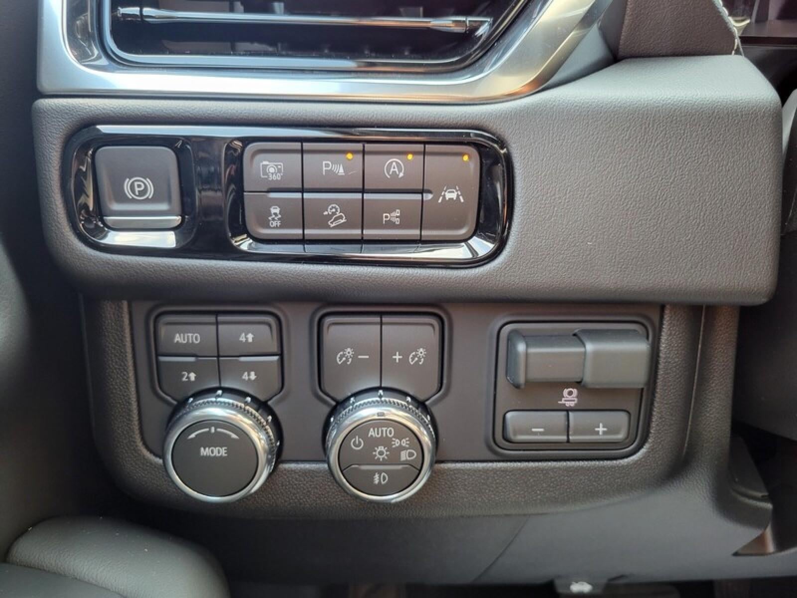 2027 GMC Yukon XL 4WD 4dr Elevation