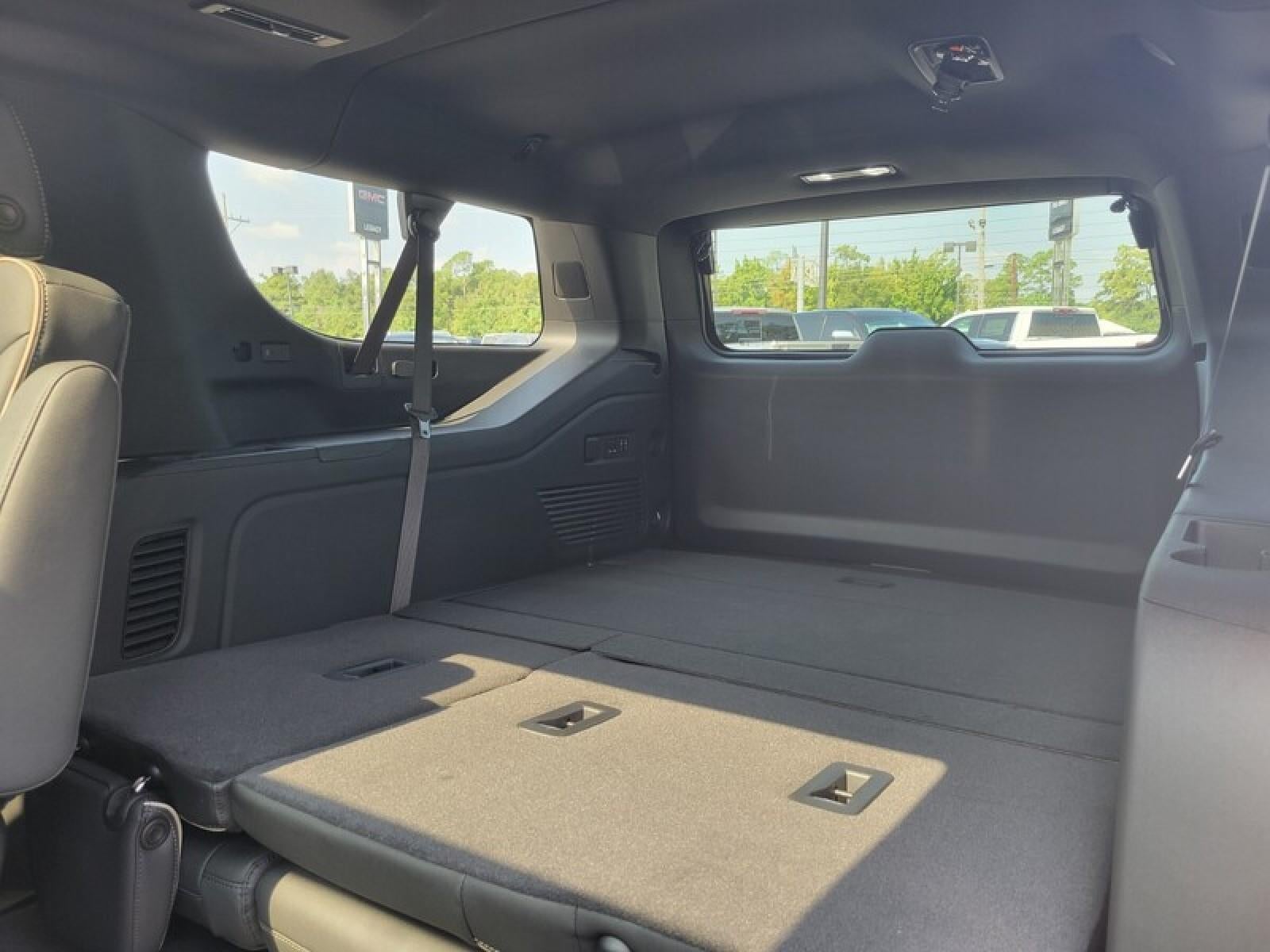 2027 GMC Yukon XL 4WD 4dr Elevation