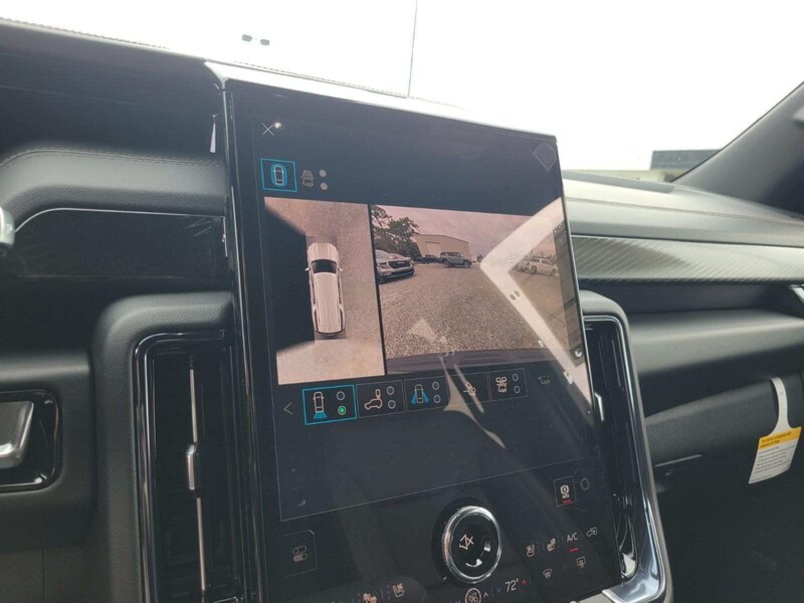 2026 GMC Yukon XL 4WD 4dr AT4