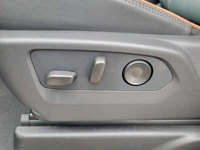 2026 GMC Yukon XL 4WD 4dr AT4